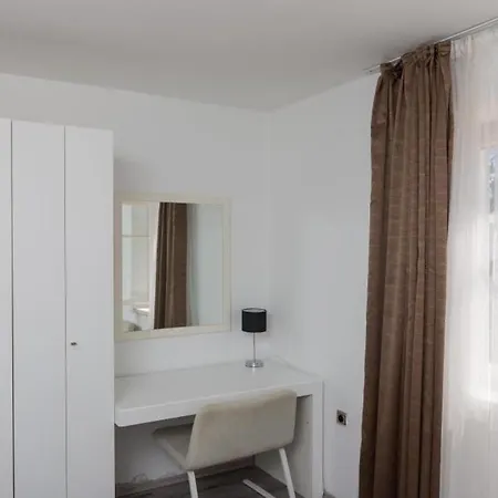 Апартаменты A&b Sunset - Two Bedroom With Terrace And Partial Sea Vi... Дубровник